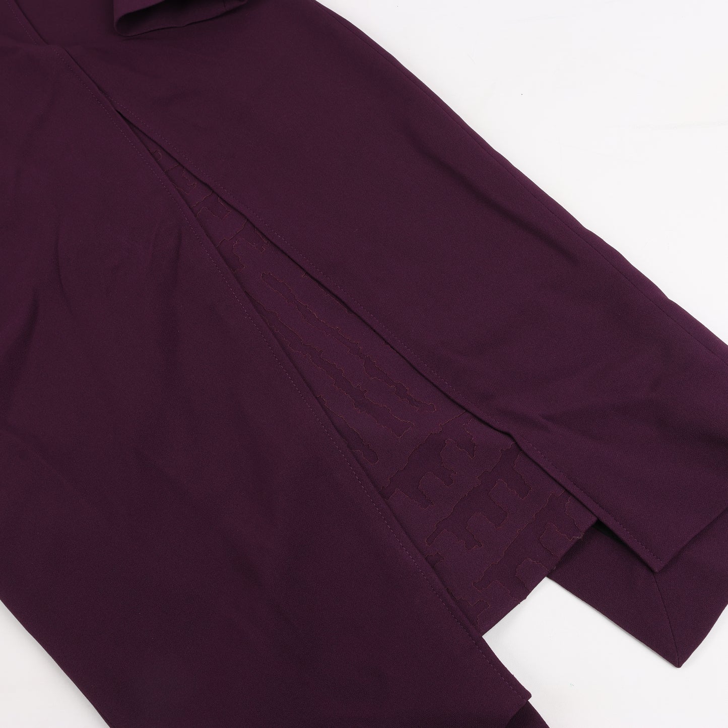 Robe mi-longue ajustée à décolleté en V profond Roland Mouret, prune – EU 34
