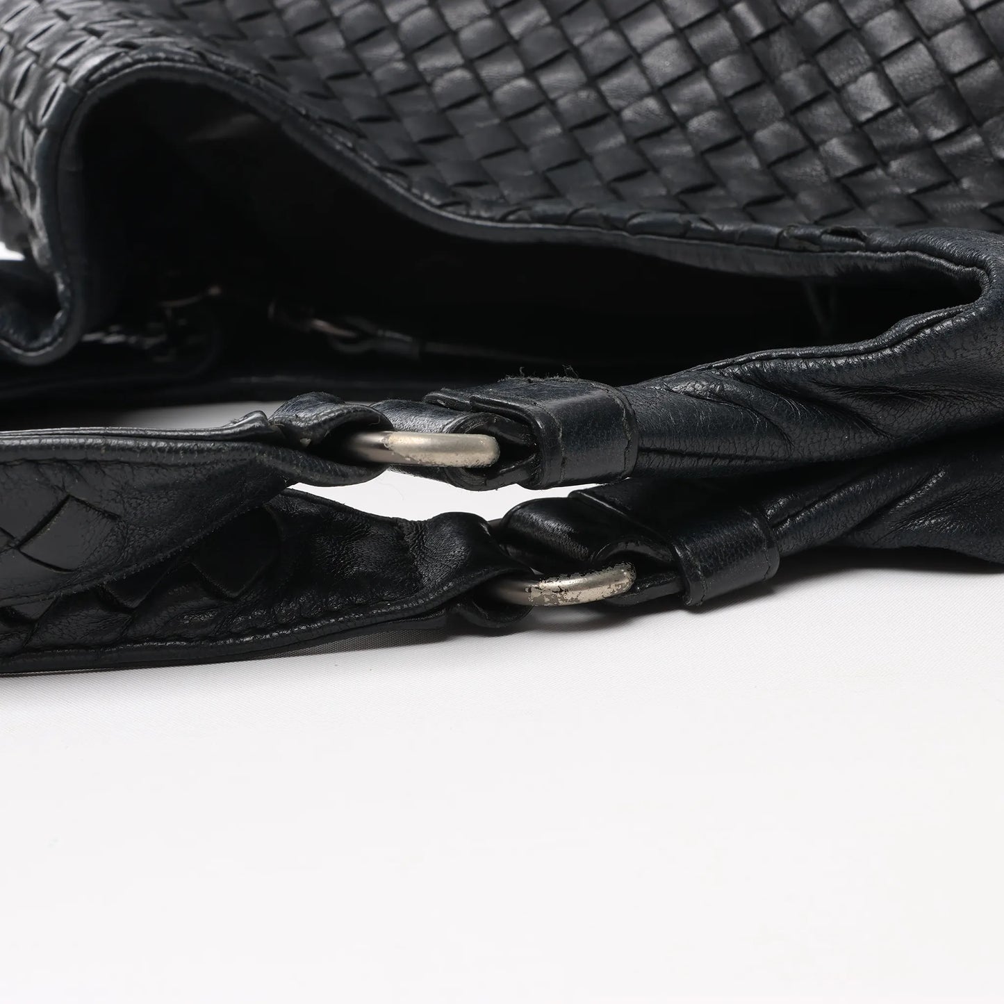 Bottega Veneta Intrecciato Campana Leather Shoulder bag in Black 125787