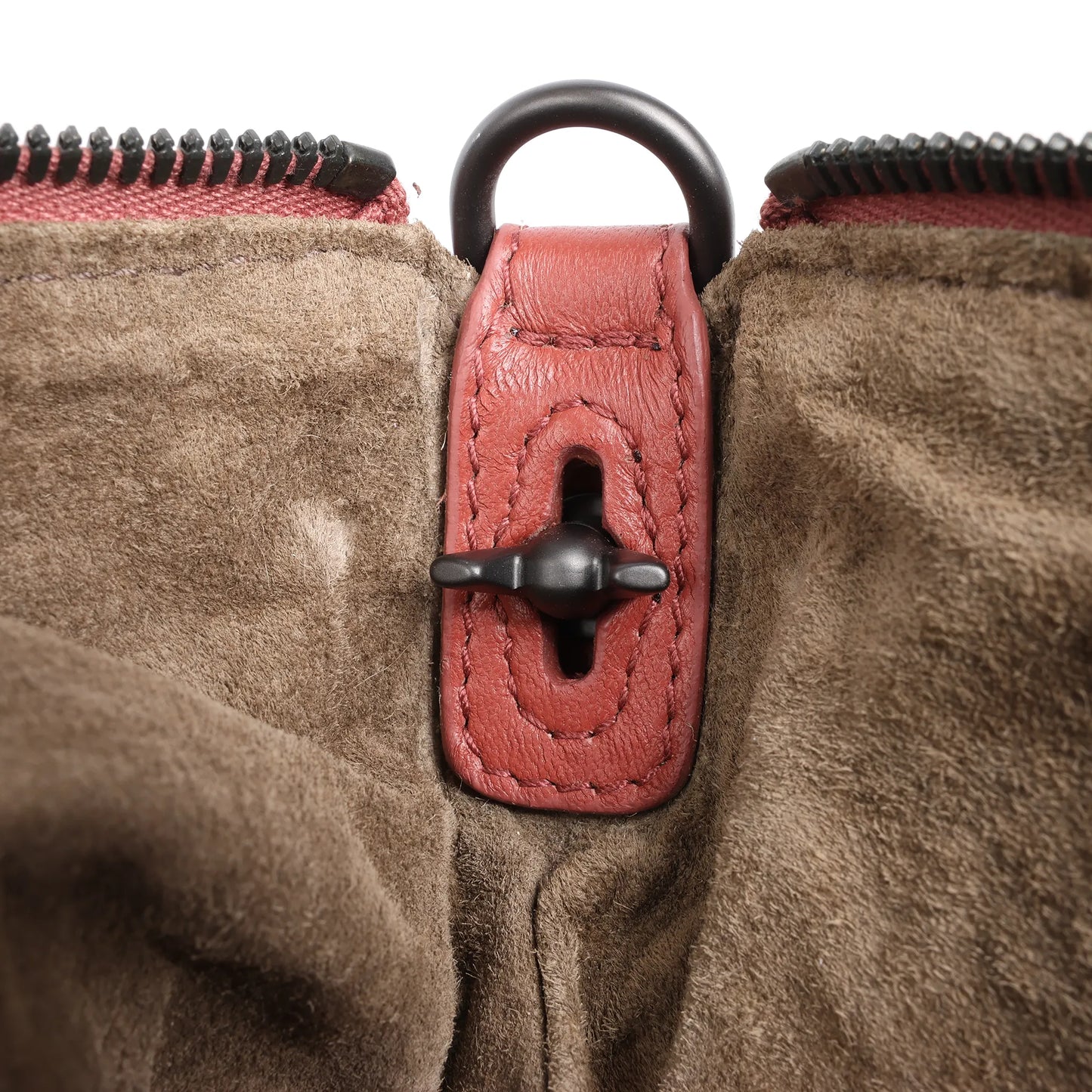 Bottega Veneta Intrecciato Leather Handbag in Dusty Red