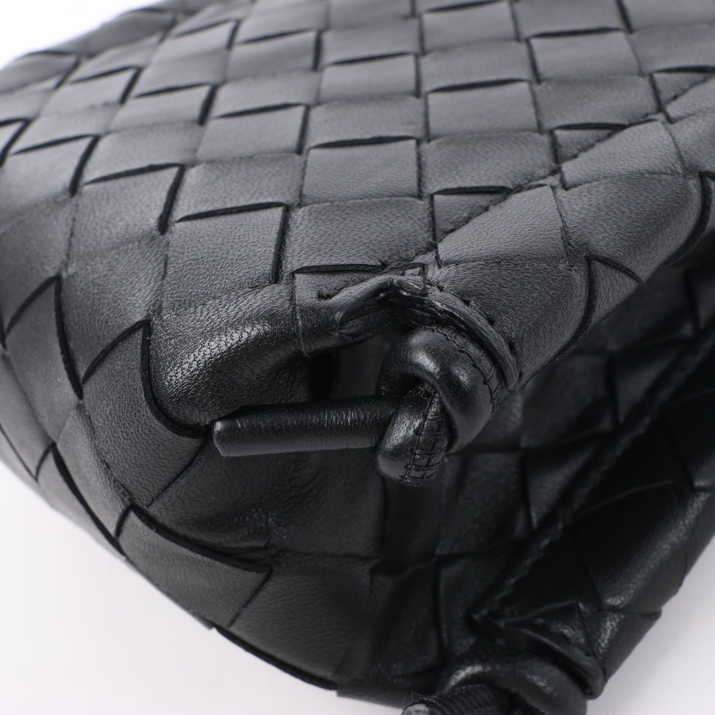 Bottega Veneta Sac porté épaule en cuir Intrecciato en noir
