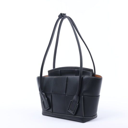 Bottega Veneta Arco Maxi Intrecciato Leather Handbag in Black
