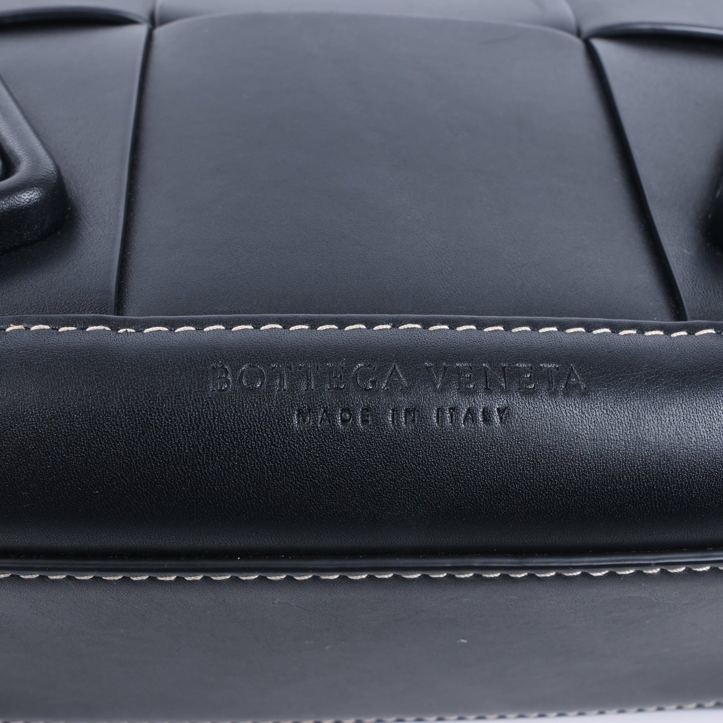 Bottega Veneta Arco Maxi Intrecciato Leather Handbag in Black