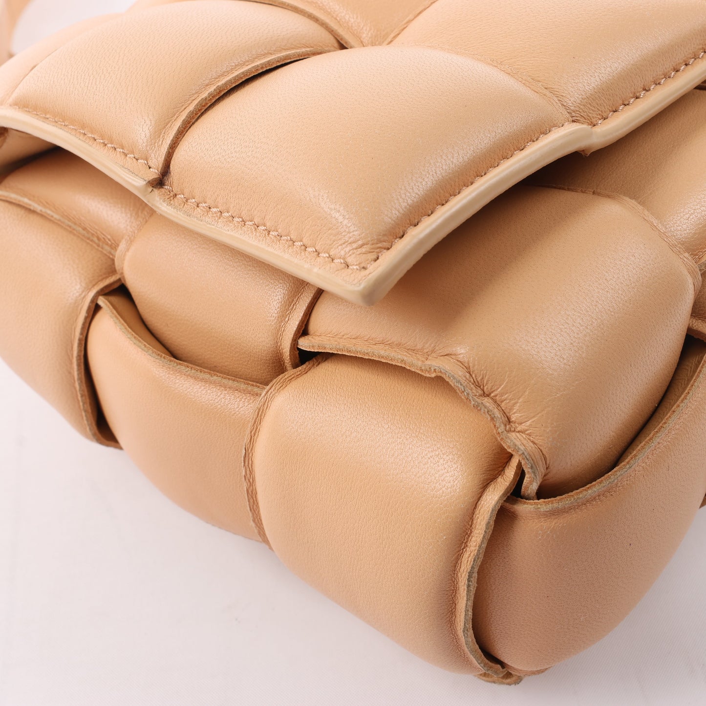 Bottega Veneta Padded Cassette Maxi Intrecciato Leather Shoulder Bag in Beige