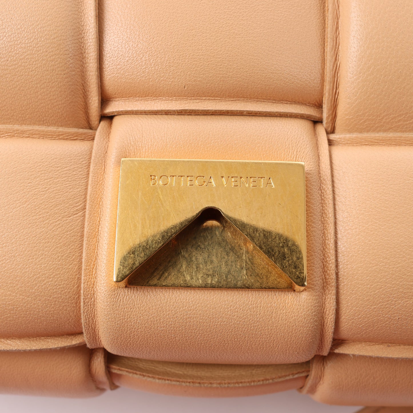 Bottega Veneta Padded Cassette Maxi Intrecciato Leather Shoulder Bag in Beige