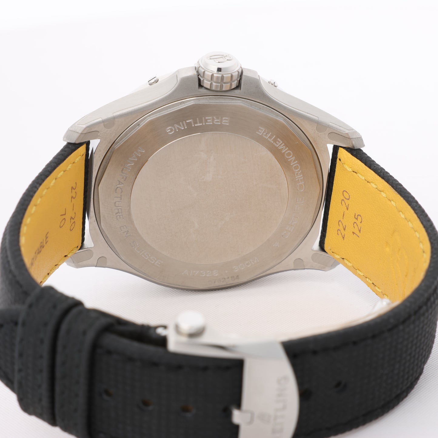Montre Breitling Avenger A17328 6752184 SS et cuir AT cadran noir