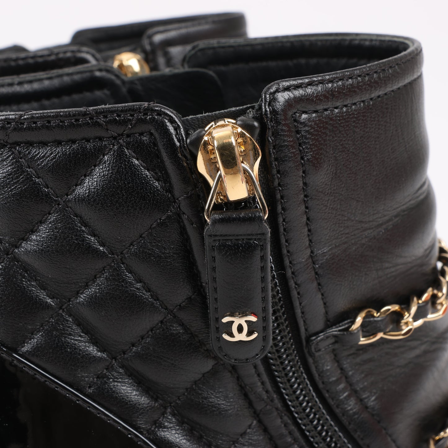 CHANEL Coco Mark Matelasse Leather & Patent Short Boots in Black G33028, Size 38 EU