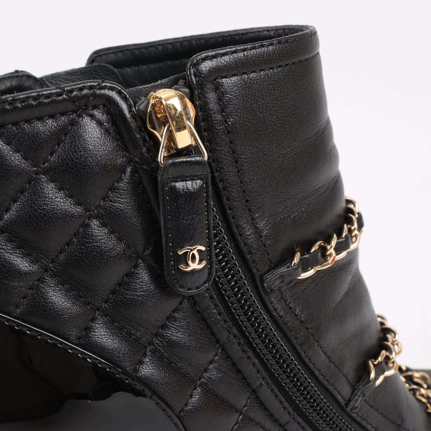 CHANEL Coco Mark Matelasse Leather & Patent Short Boots in Black G33028, Size 38 EU