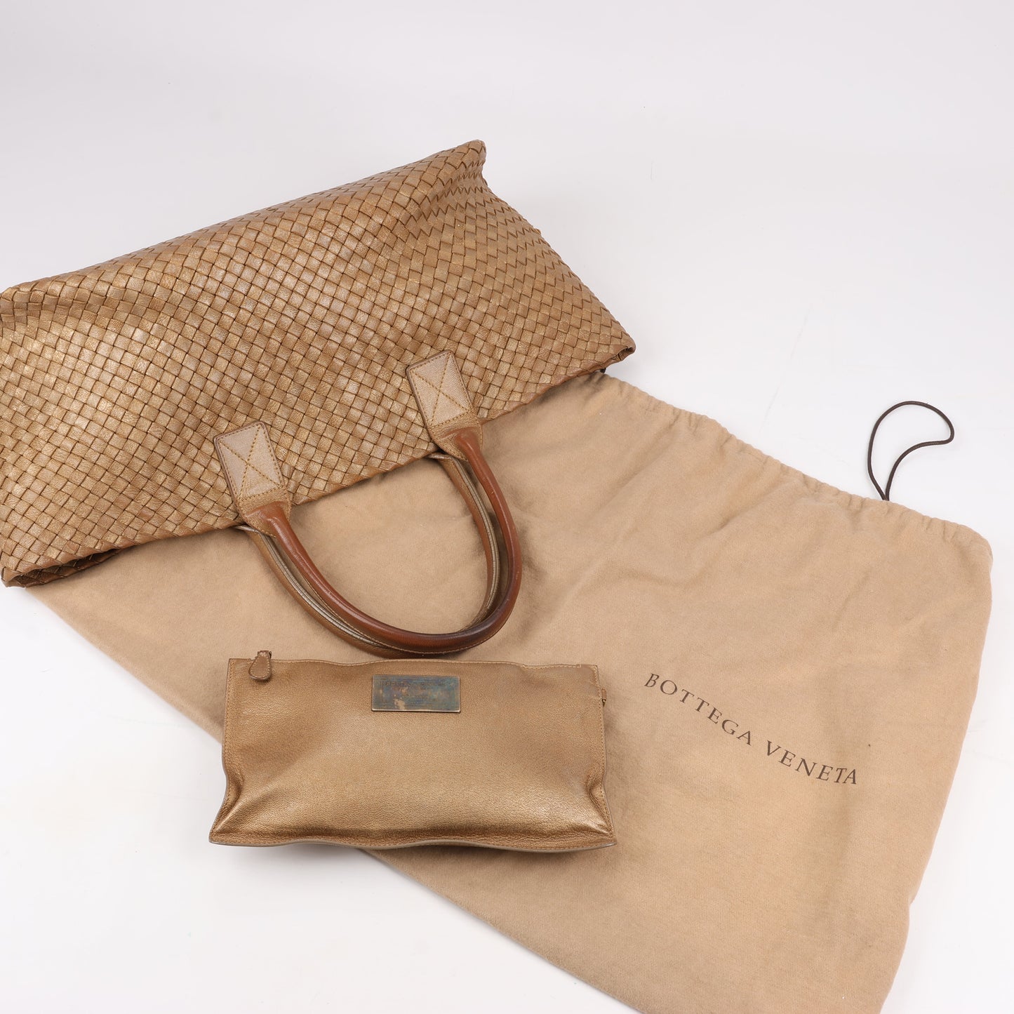 Bottega Veneta Intrecciato Cabat MM Leather Tote in Gold