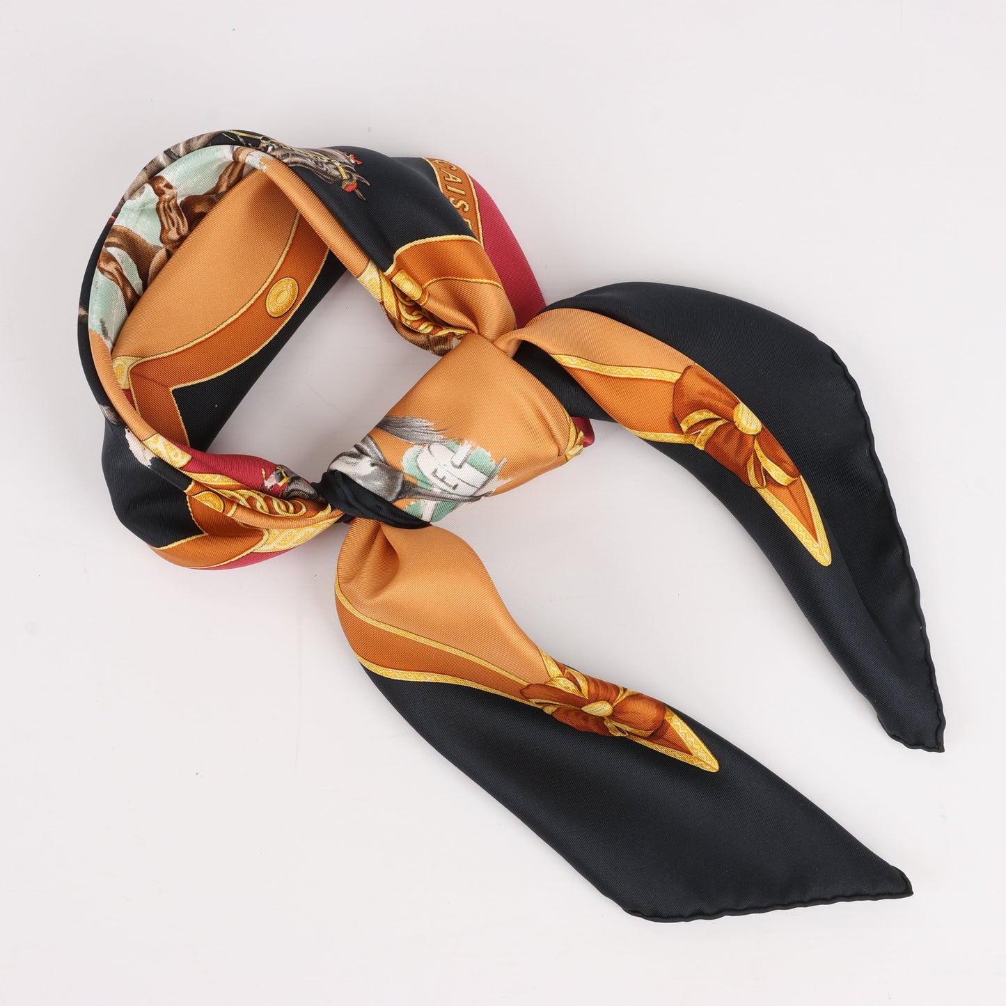 Hermès Carré 90 "ECOLE FRANCAISE D'EQUITATION" 100% Seidenschal in Rot x Schwarz