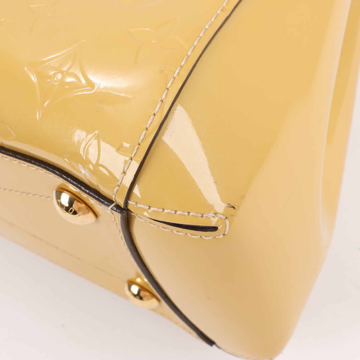 Louis Vuitton Monogram Vernis Montaigne MM Handbag in Yellow M50169