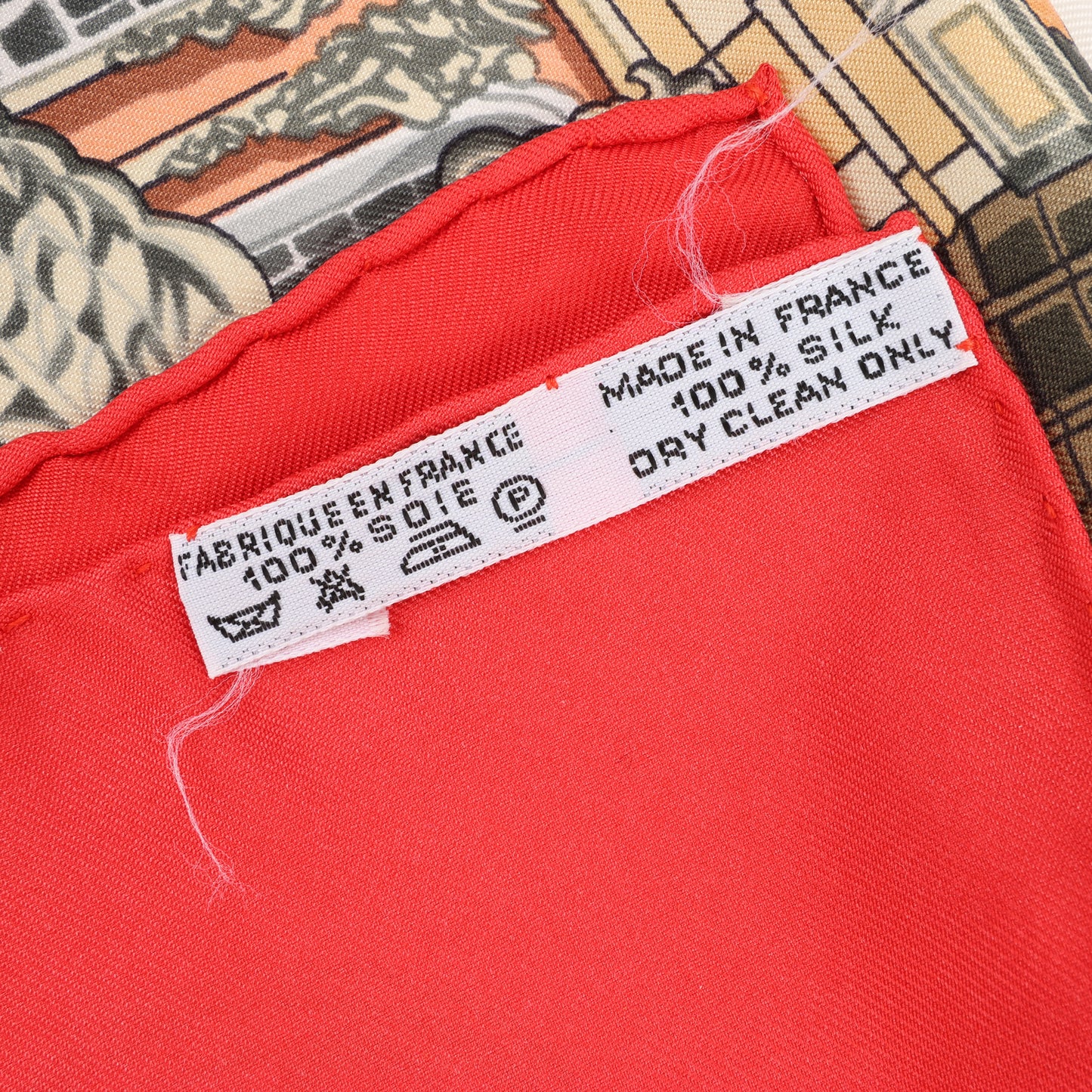 Carré Hermès Carré 90 "SANSSOUCY" 100 % soie rouge