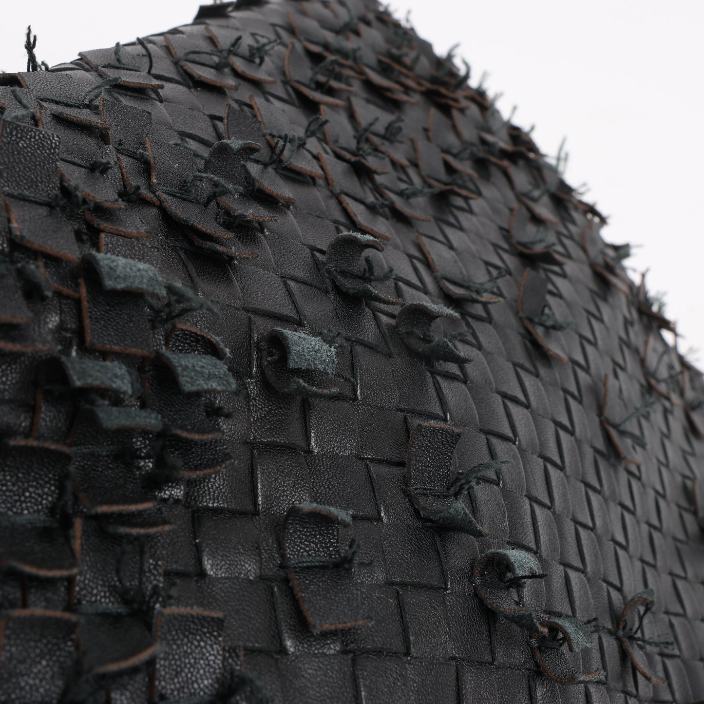 Bottega Veneta Sac à bandoulière en cuir Intrecciato en noir