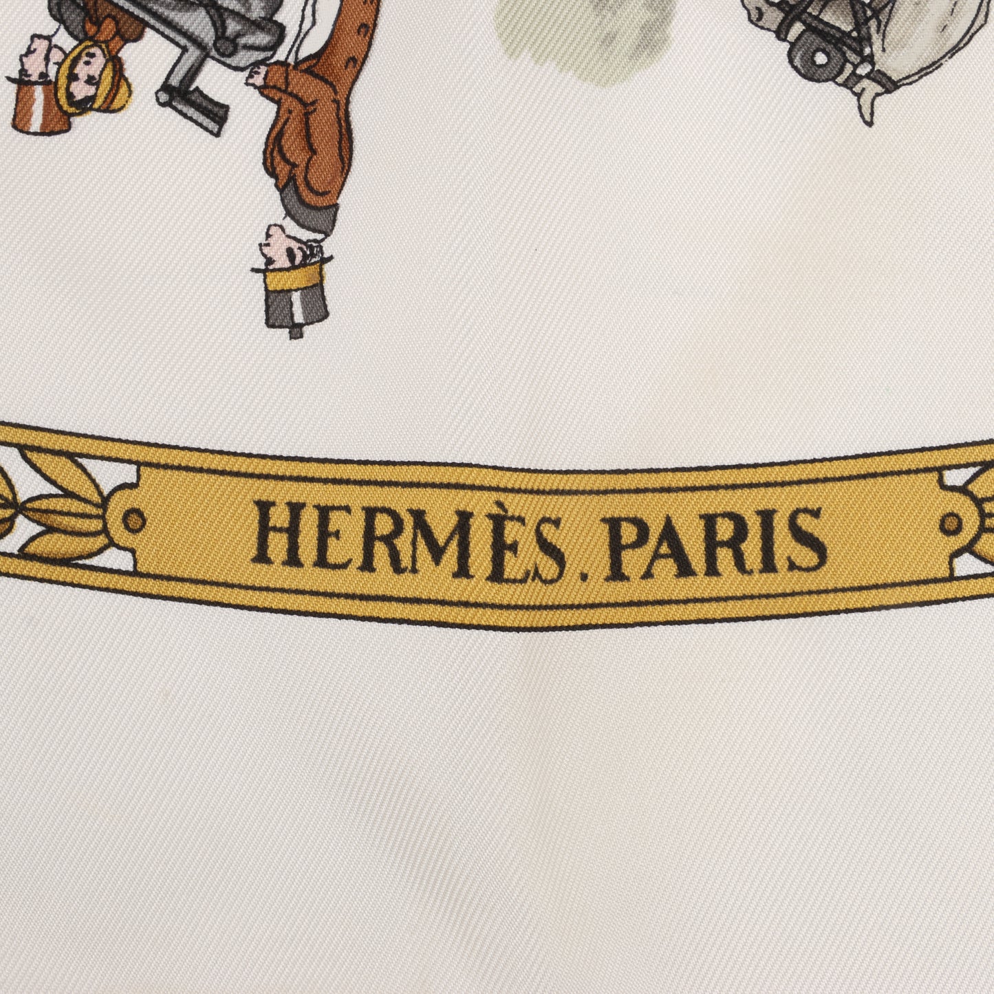 Hermès Carré 90 „LA PROMENADE DE LONGCHAMPS“ Schal aus 100 % Seide in Ecru