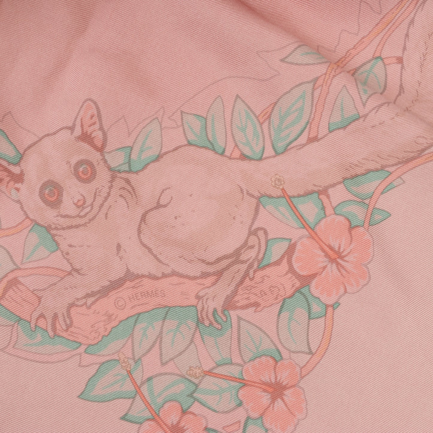 Carré Hermès Carré 90 « JUNGLE LOVE » 100 % soie rose
