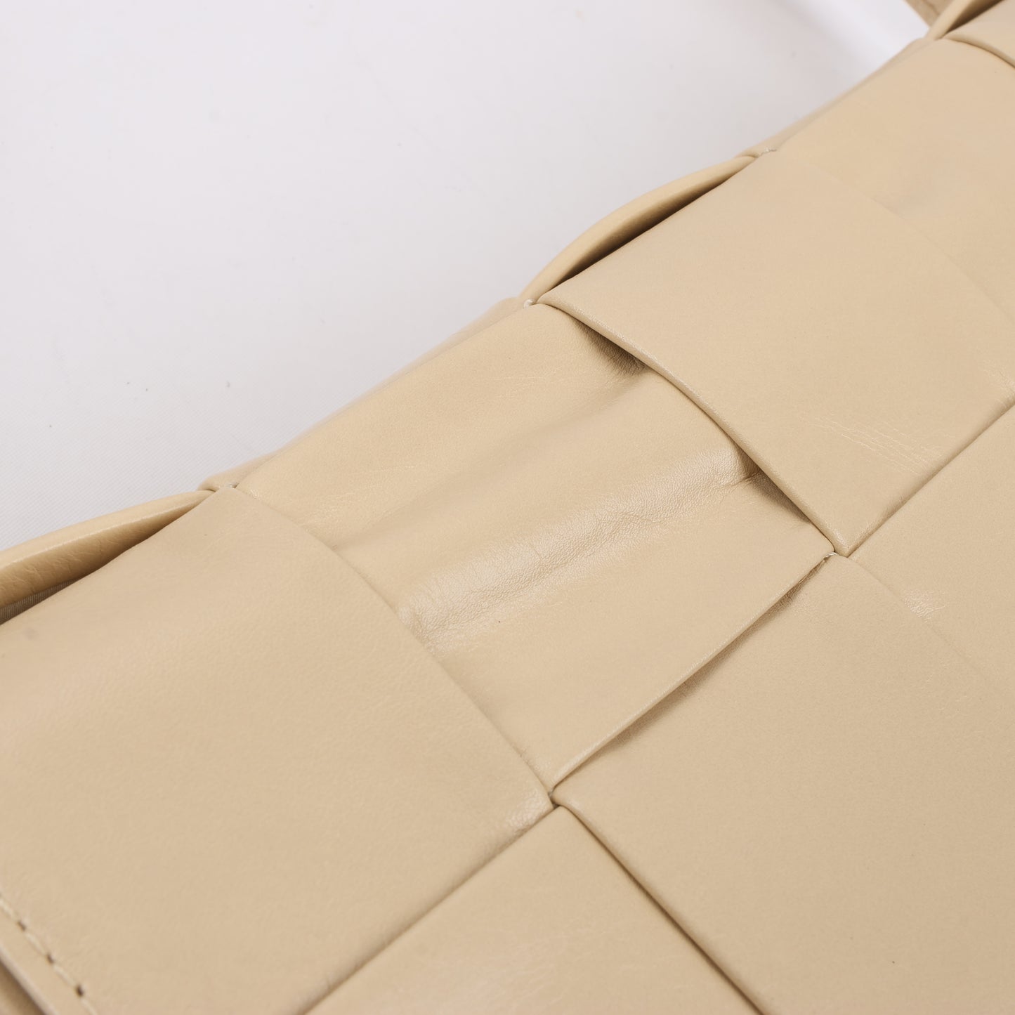 Bottega Veneta Maxi Intrecciato Cassette Leather Shoulder Bag in Beige