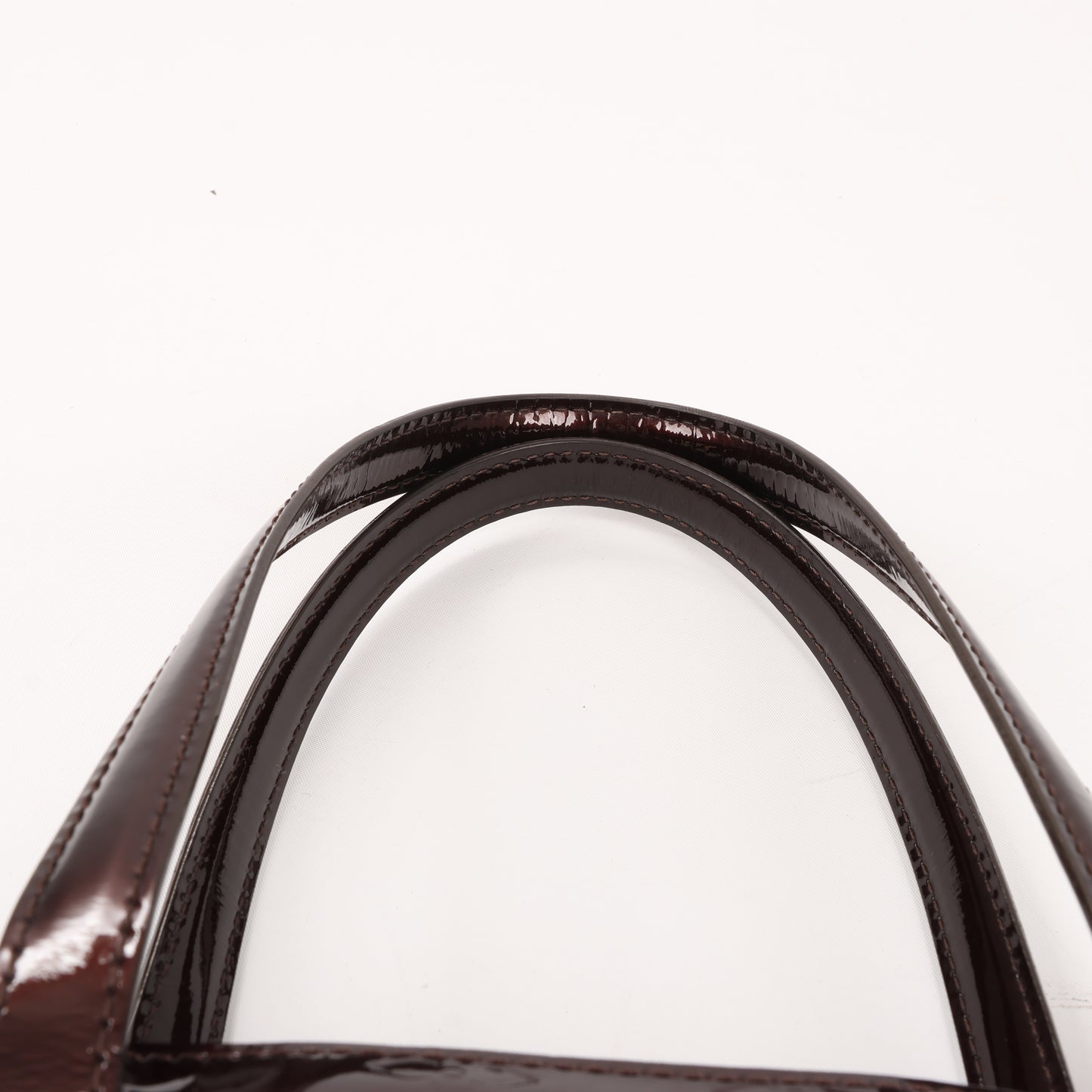Louis Vuitton Monogram Vernis Wilshire MM Handbag in Amarante