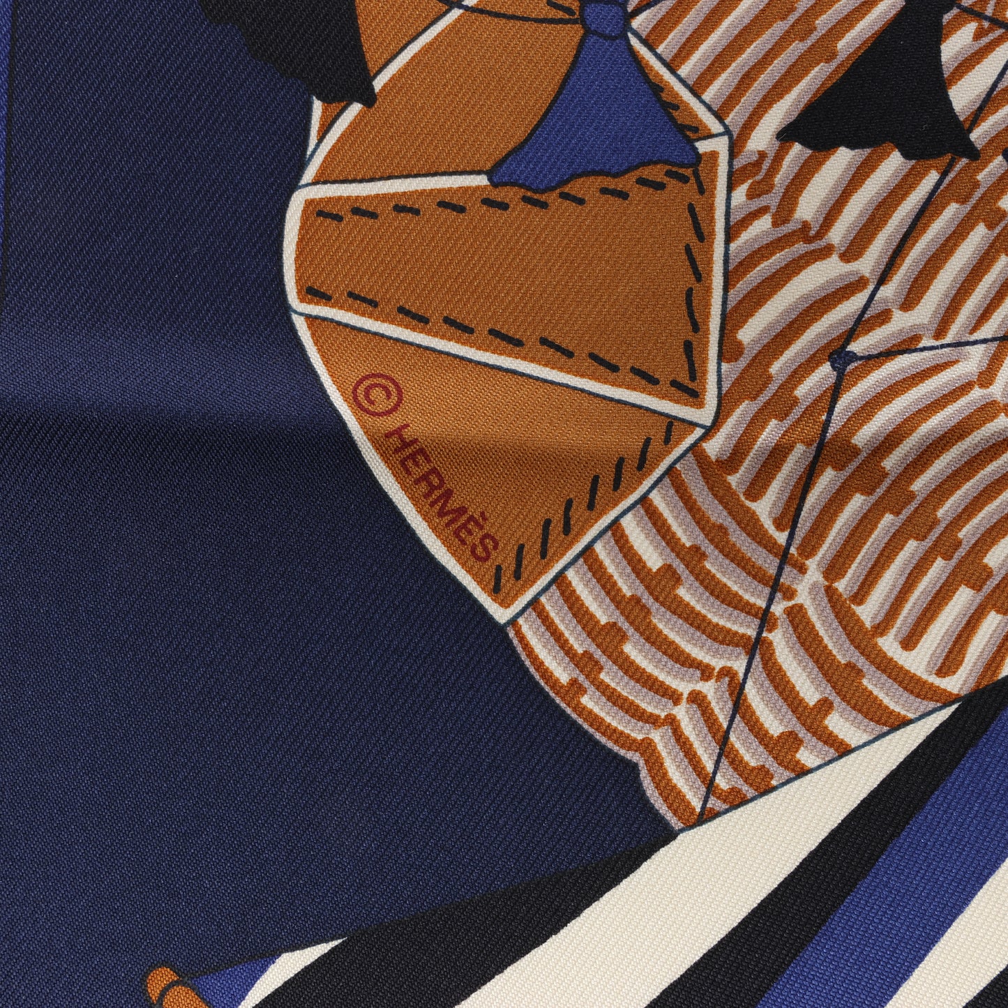 Hermès Carré 90 "BAGAGE A MAIN" Silk Scarf