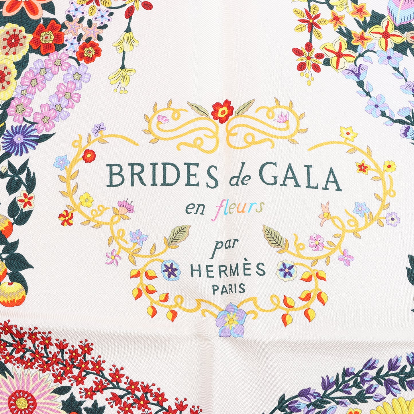 Hermès Carré 90 "BRIDES DE GALA EN FLEUR" Foulard en soie