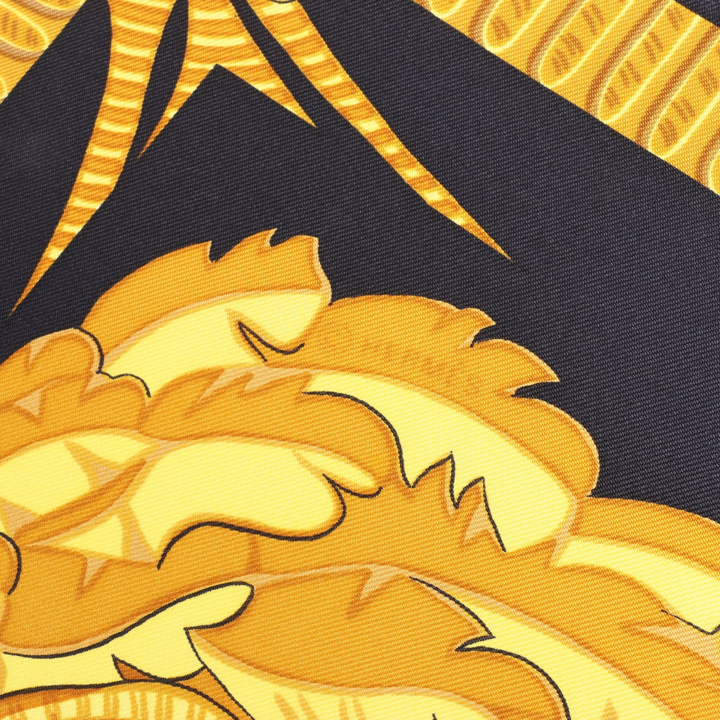 Hermès Carré 90 "ARMETS en PANACHE" Foulard en soie