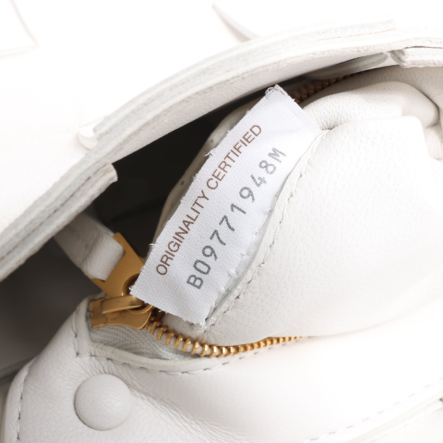 Bottega Veneta Maxi Intrecciato Cassette Leather Shoulder Bag in White