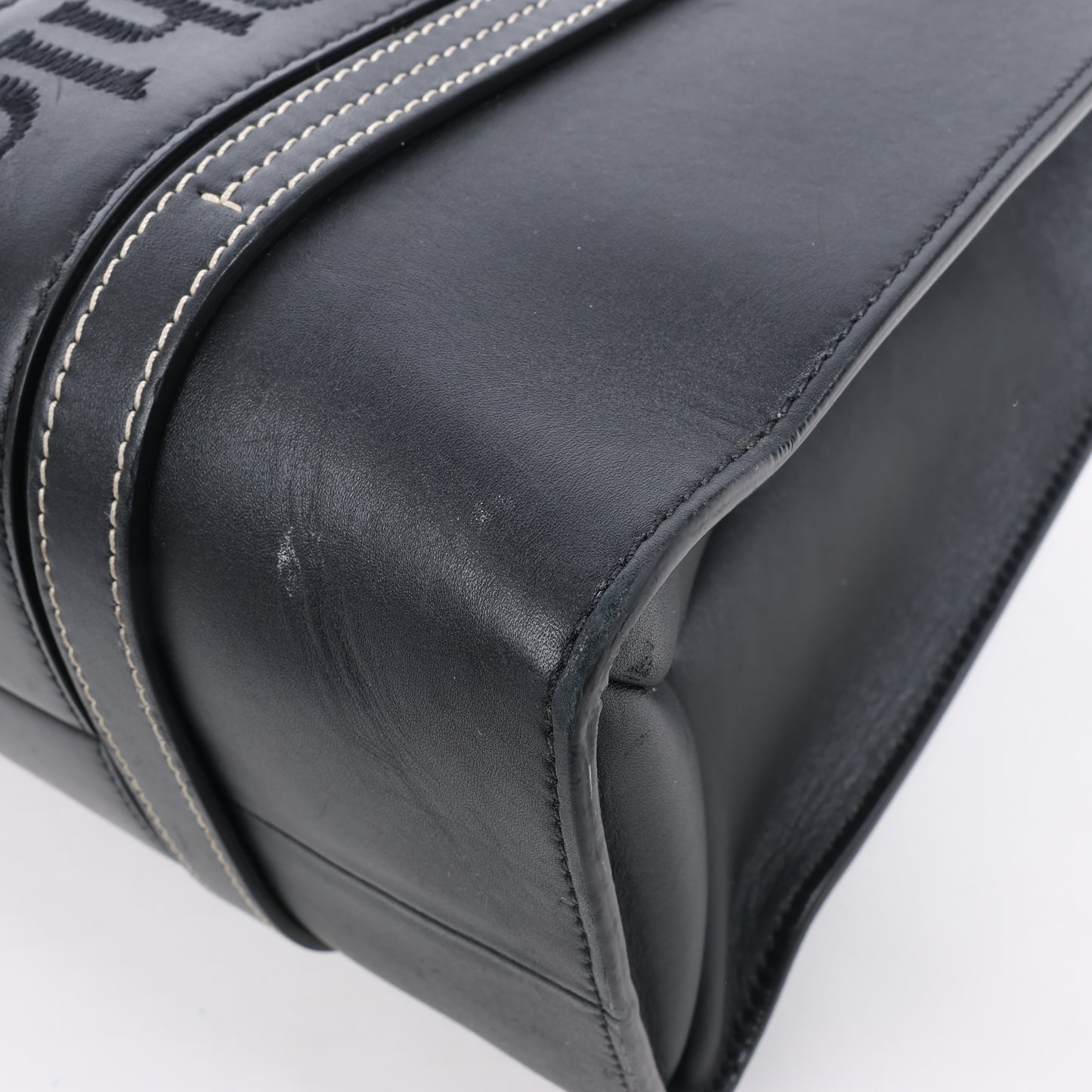 Sac cabas Chloé Woody Medium en cuir noir