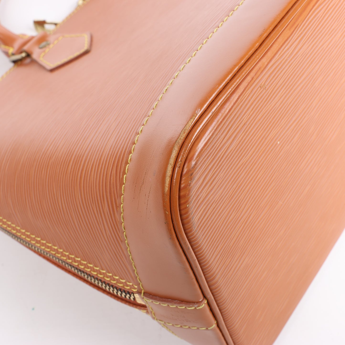 Sac à main Louis Vuitton Alma en cuir épi marron