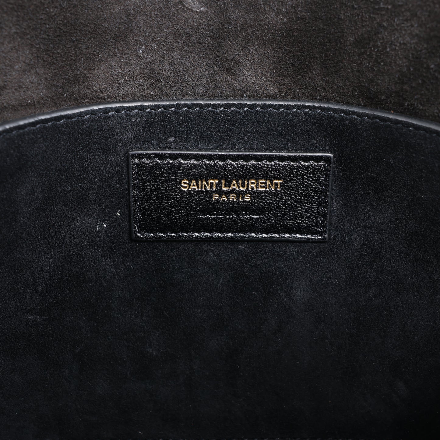 Saint Laurent Paris – Amalia – Schultertasche aus Wildleder in Schwarz
