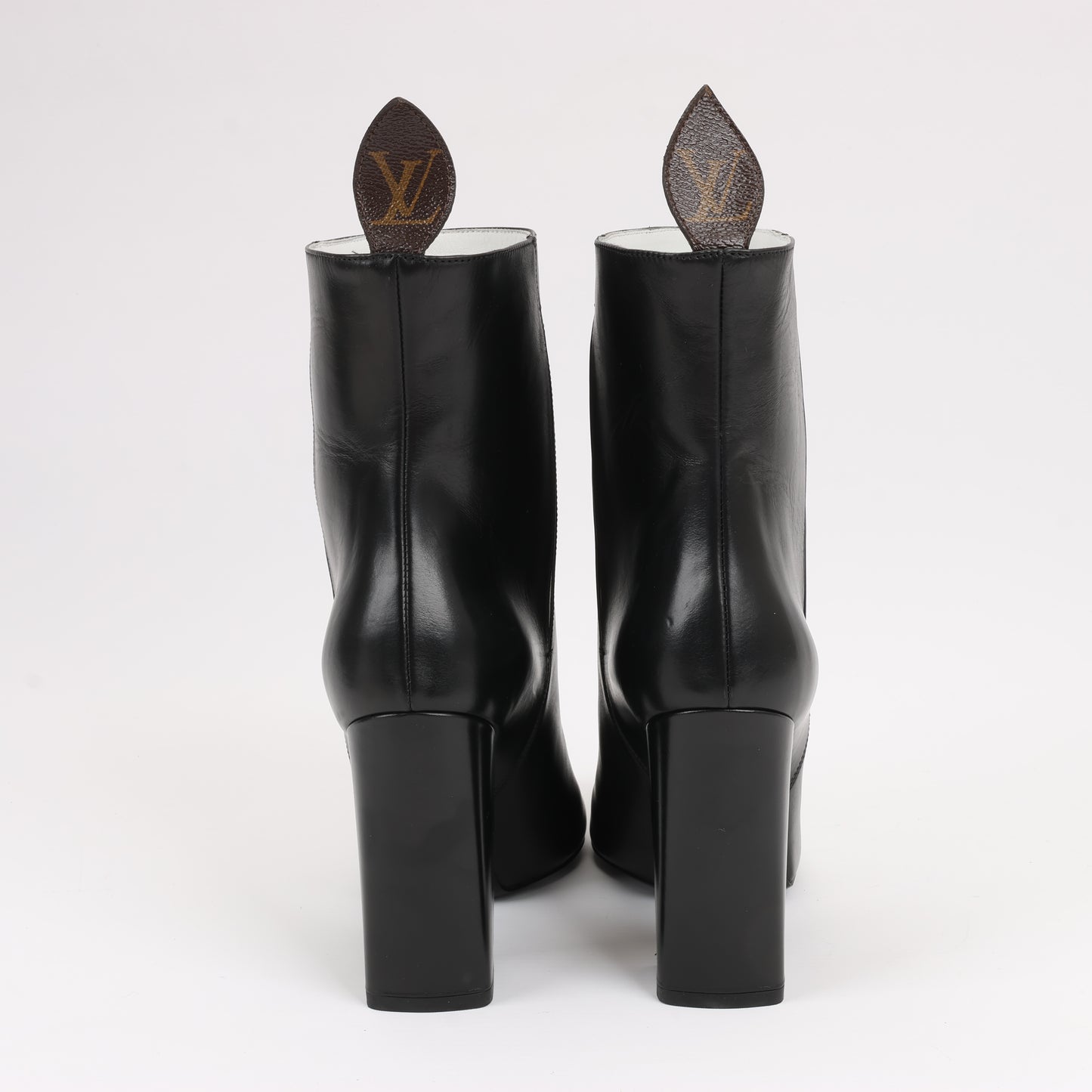 Louis Vuitton Match Making Line 17 years Leather Short Boots in Black BR0177, Size 39 EU
