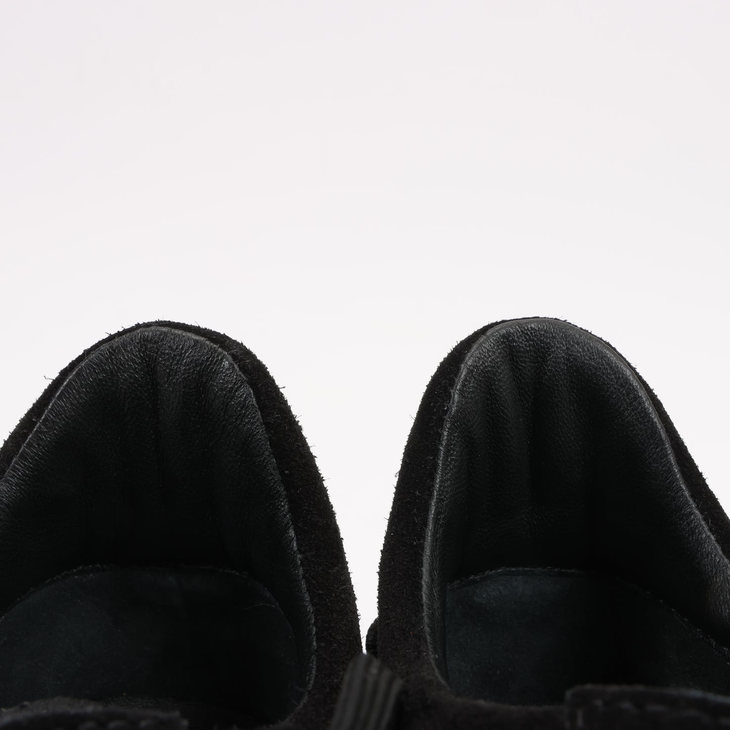 Baskets CHANEL Camelia Lace x Suede en noir G34815, pointure 37