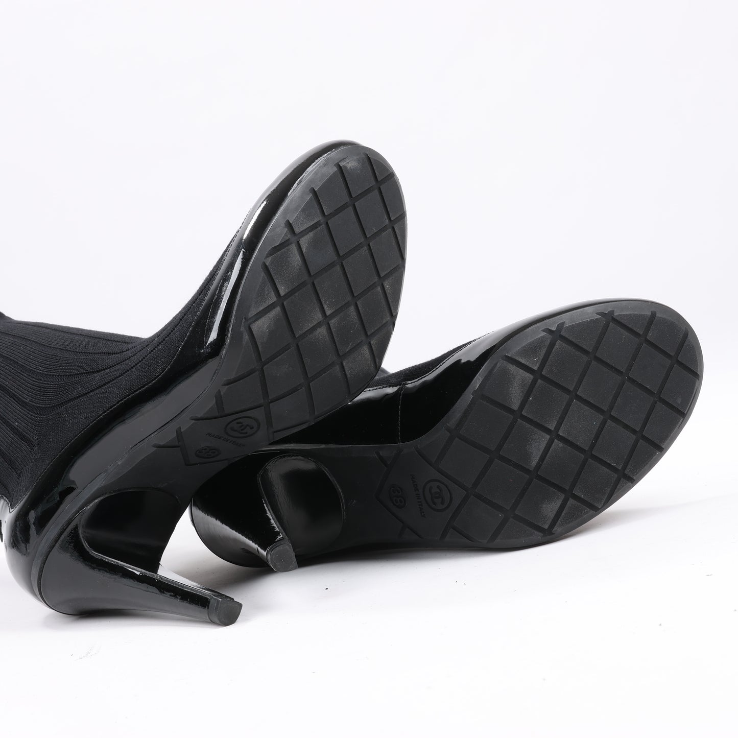 Chanel Coco Mark Patent Leather Pumps Knitted Socks Docking in Black, Size 38 EU