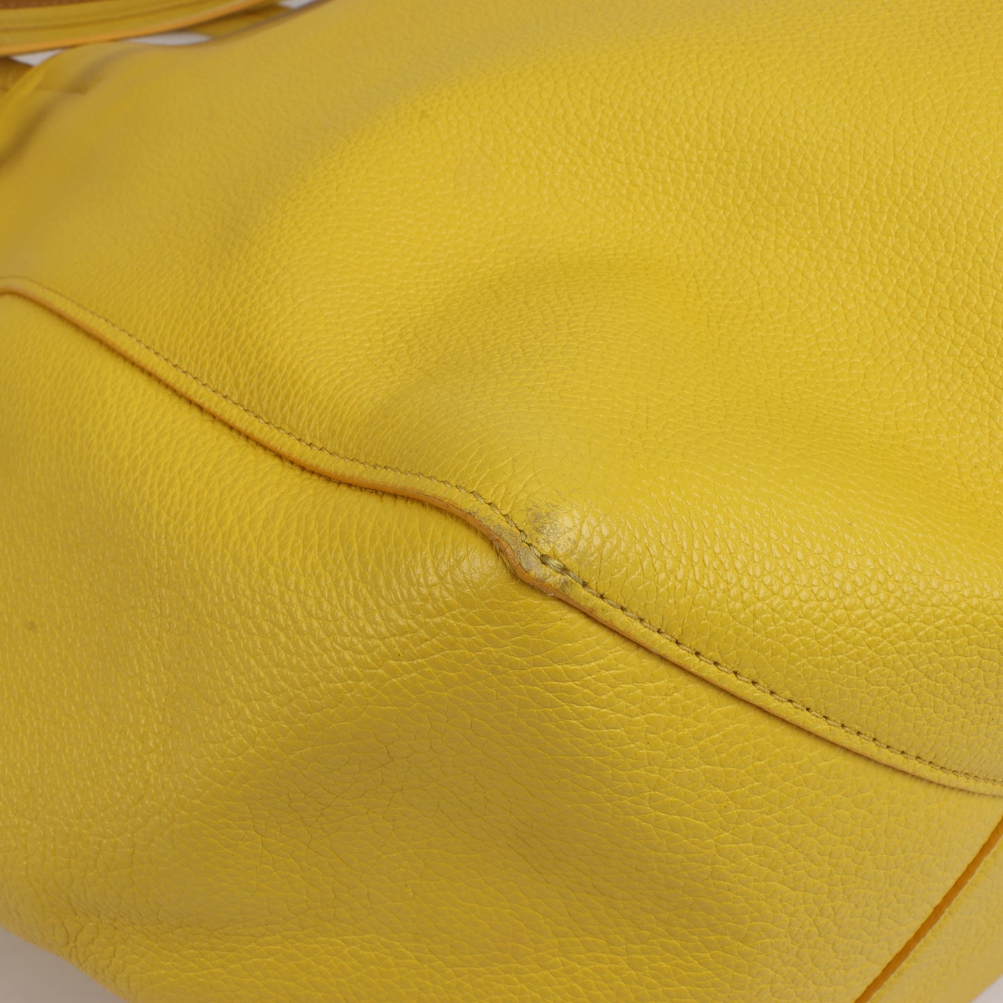 Petit sac à bandoulière en cuir Cabas Phantom de Céline, jaune