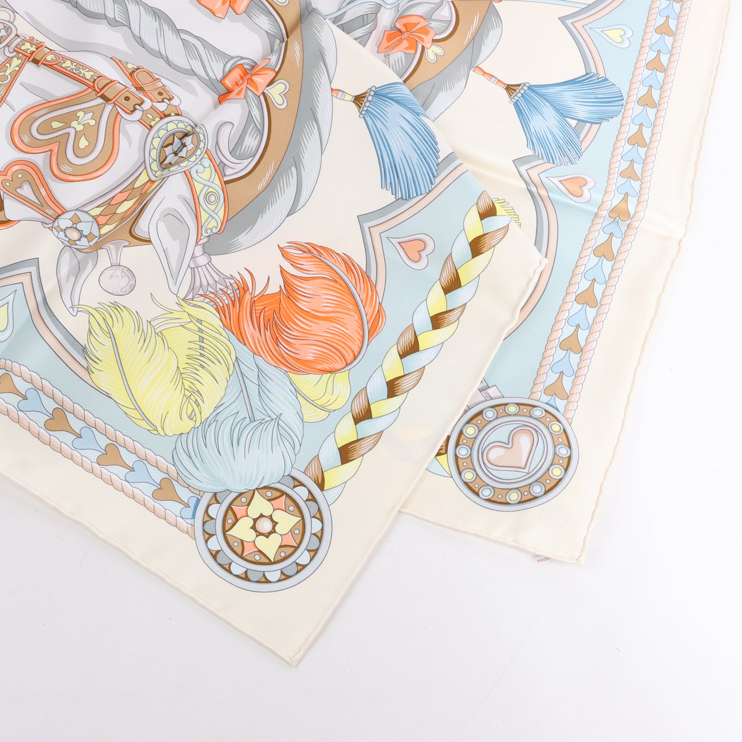 Hermes Carré 90 "HARNAIS DE COEUR" Silk handkerchief in Multicolor