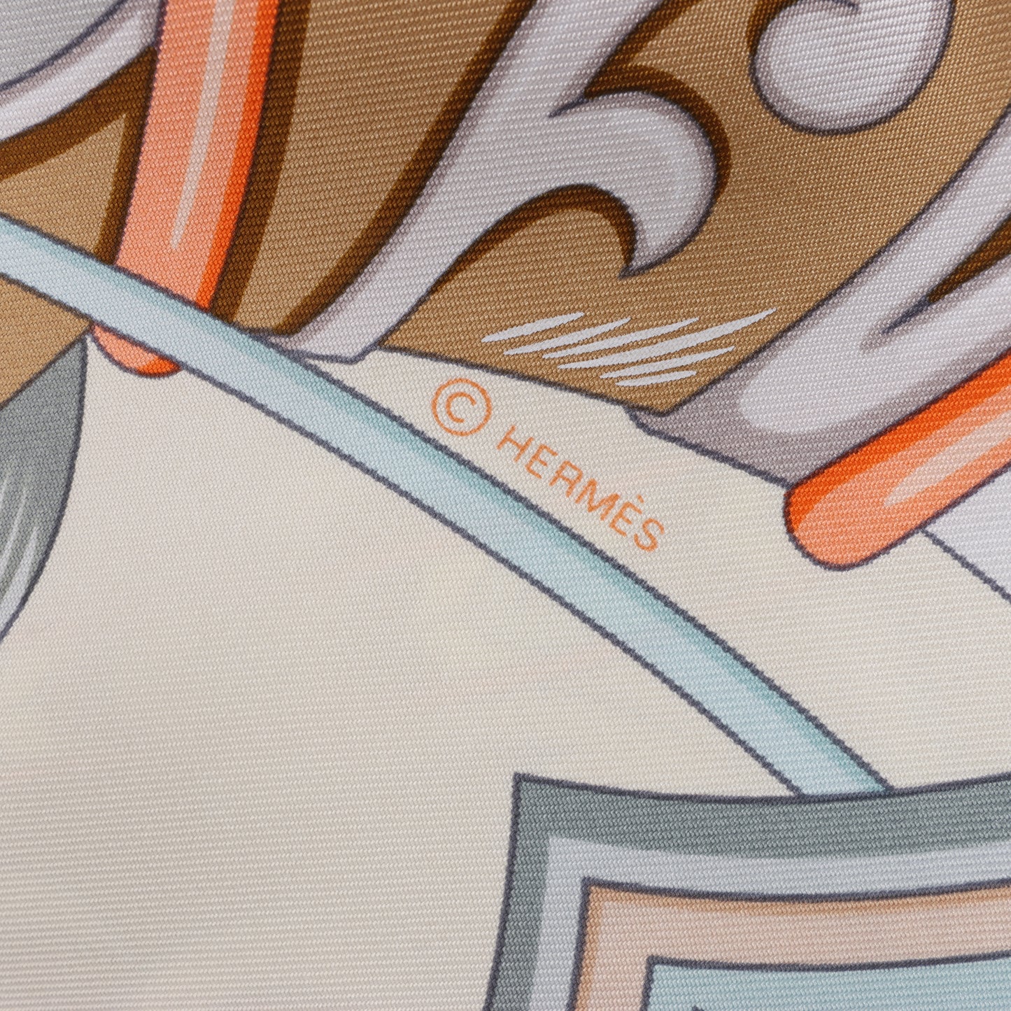 Hermes Carré 90 "HARNAIS DE COEUR" Silk handkerchief in Multicolor