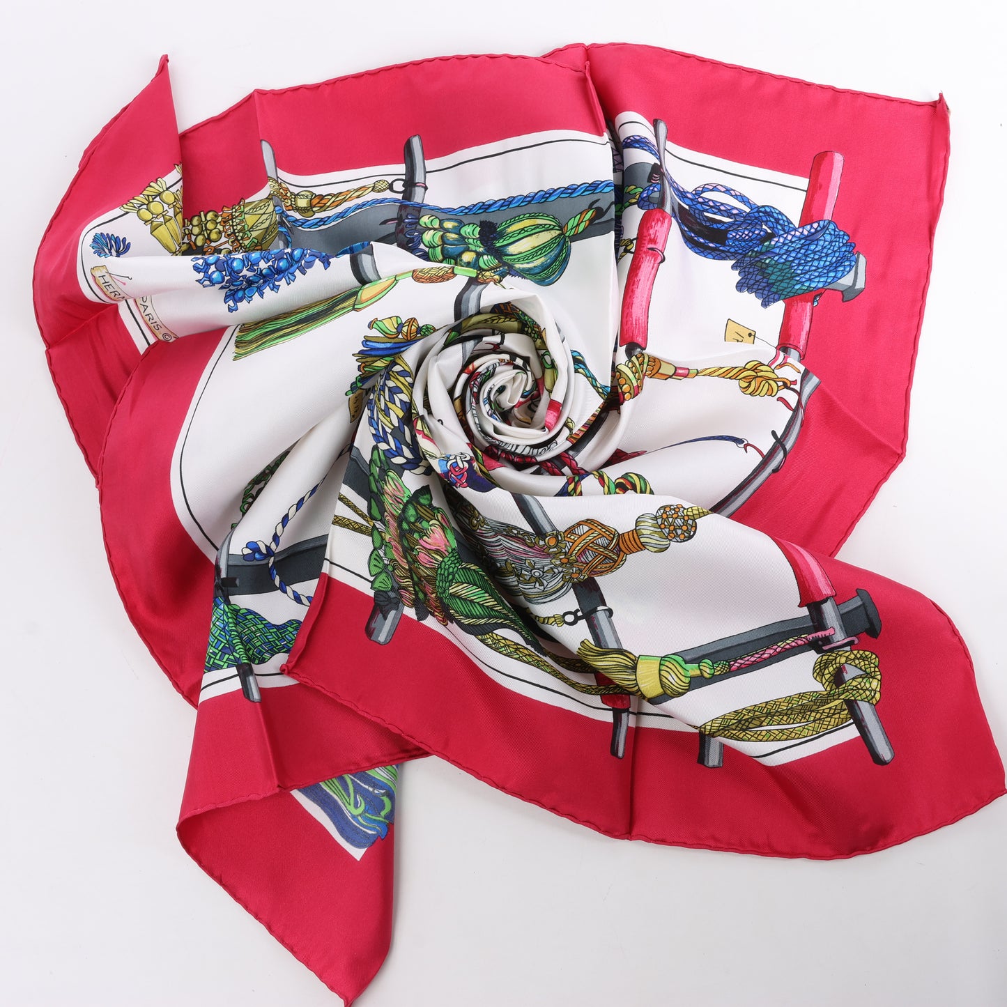 Hermes Carré 90 "PASEMENTERIE " Silk handkerchief in Red