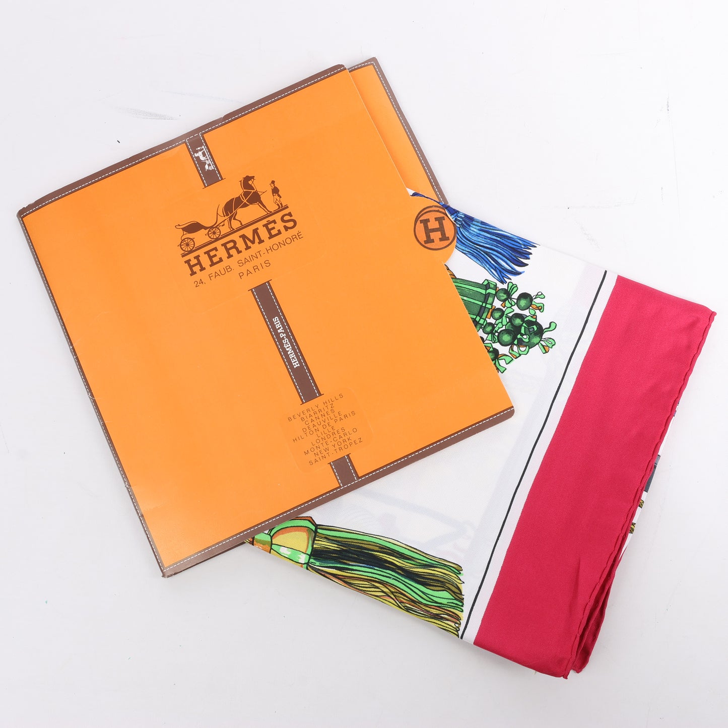 Hermes Carré 90 "PASEMENTERIE " Silk handkerchief in Red