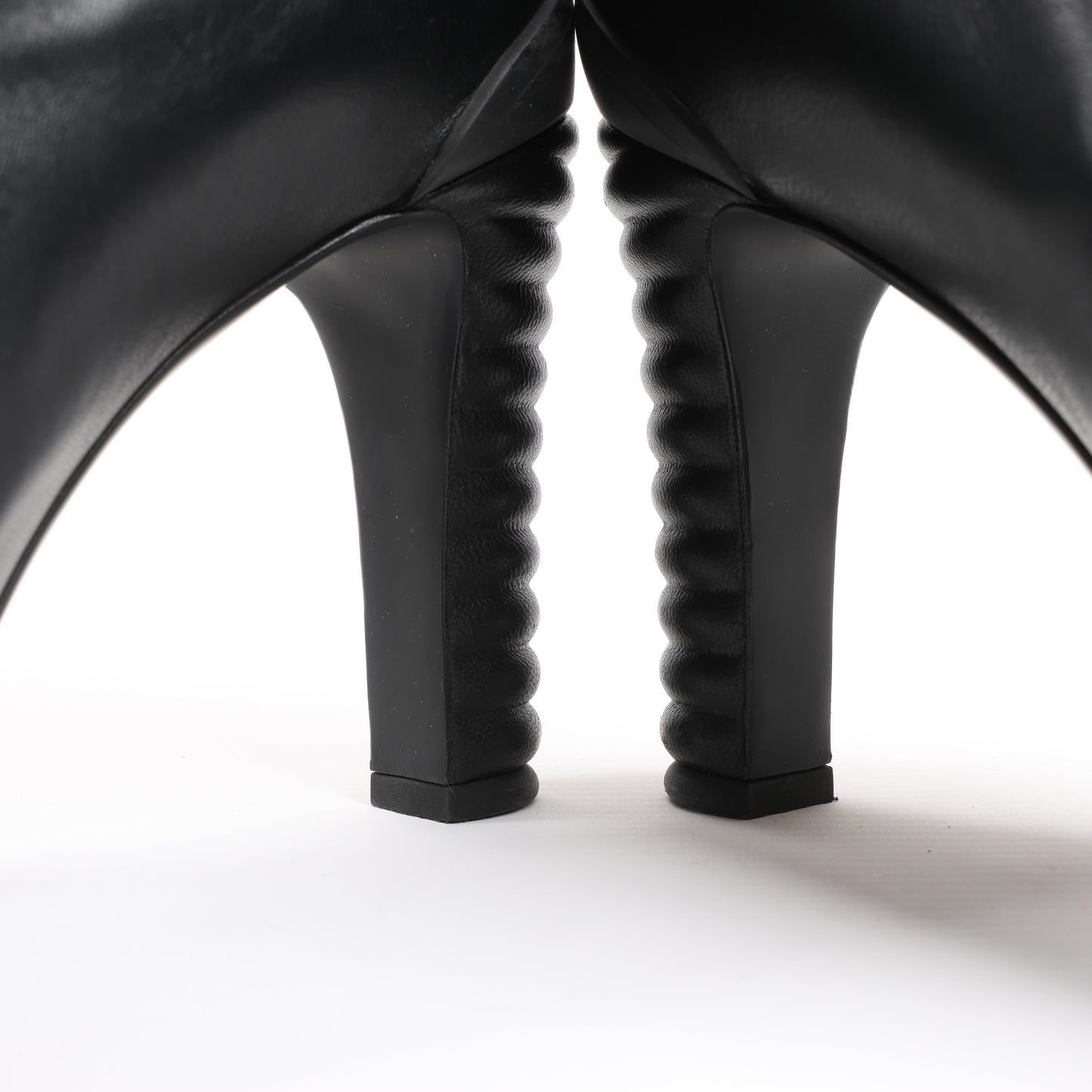 Fendi Leather Ankle Boots in Black, Size 38 EU