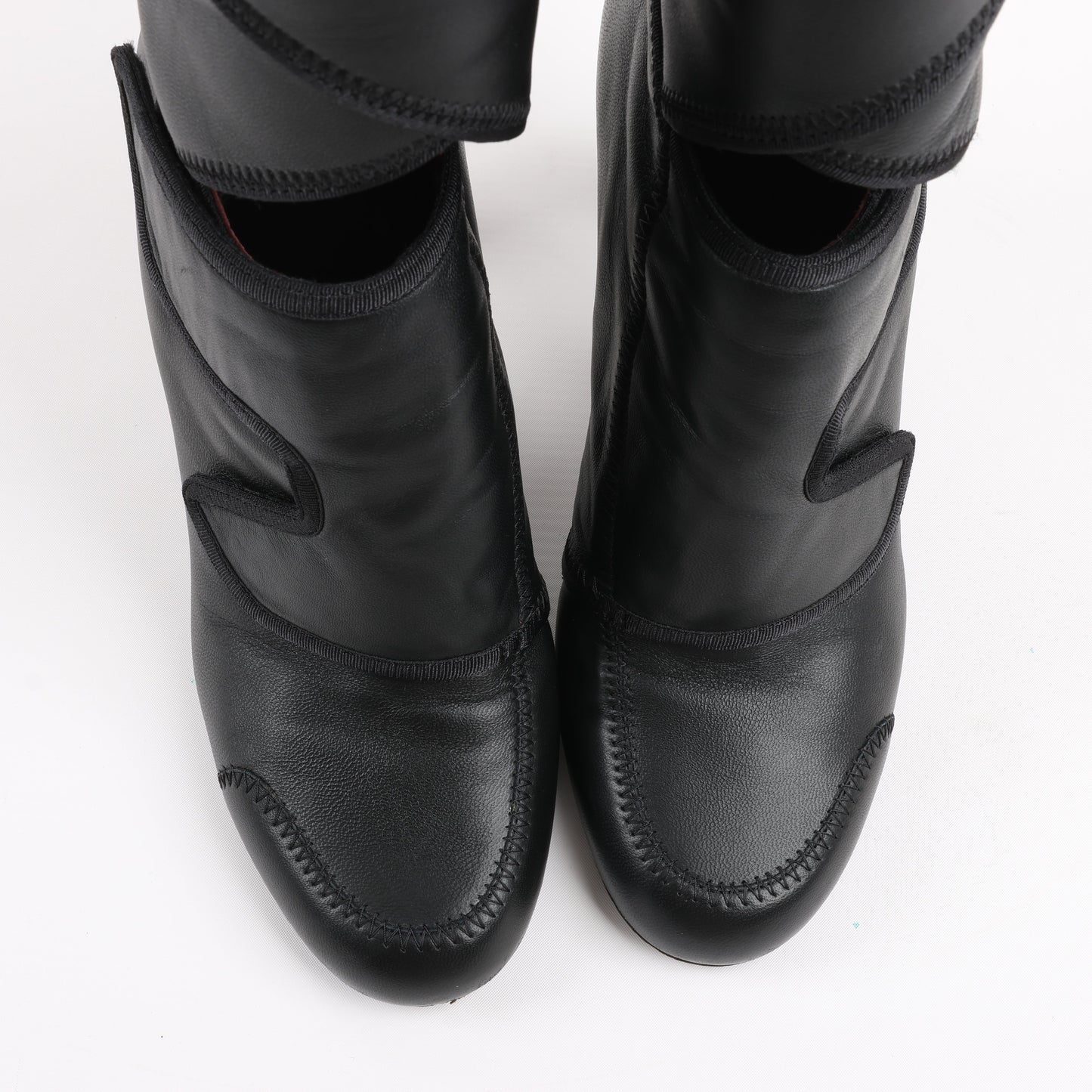 Fendi Leather Ankle Boots in Black, Size 38 EU