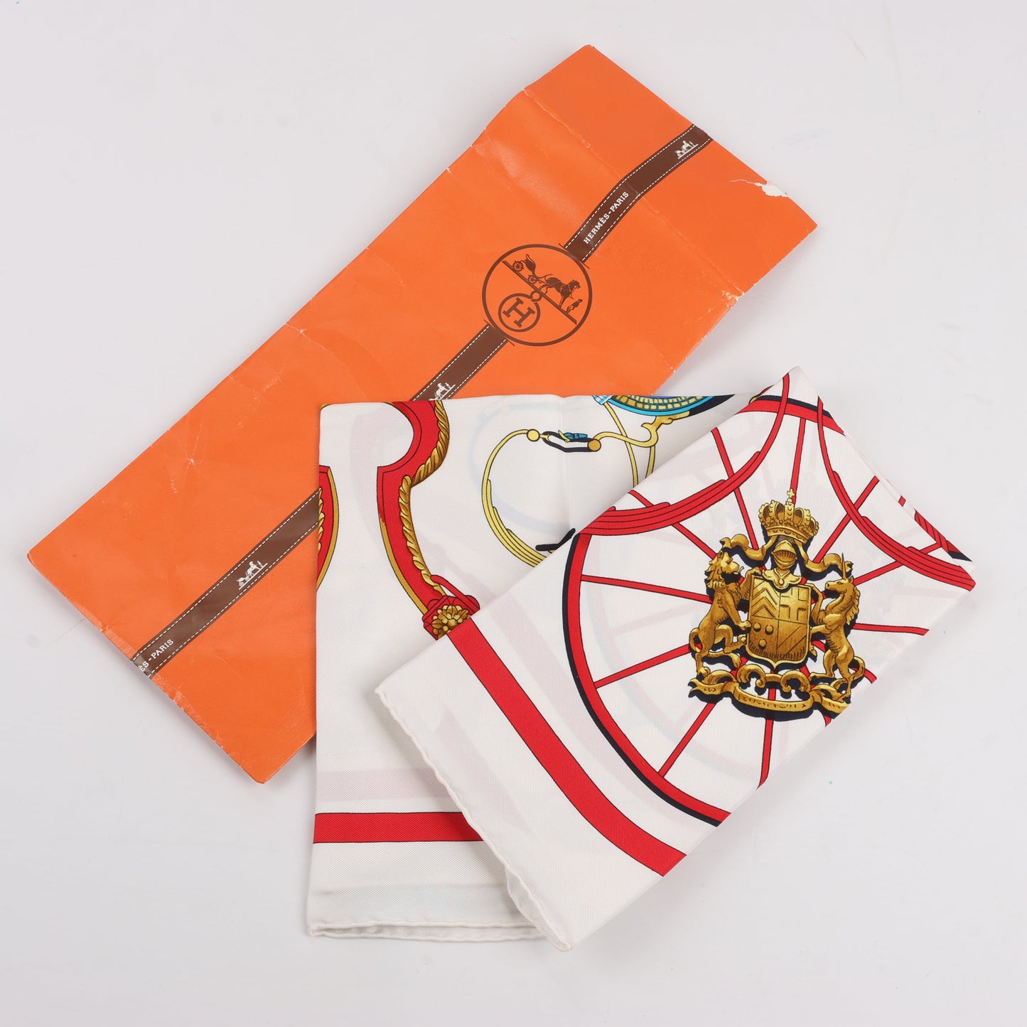 Hermès Carré 90 "SPRINGS" Schal aus 100 % Seide