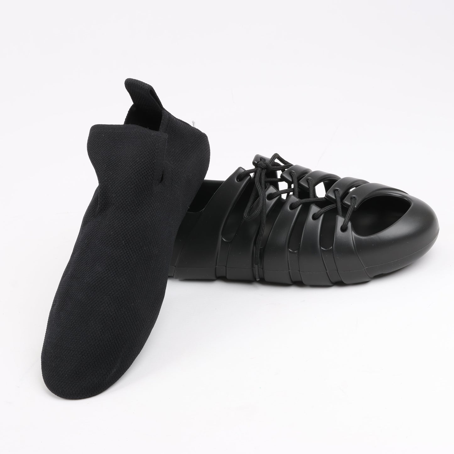 Baskets Bottega Veneta Trails Knit x Rubber noires, pointure 42