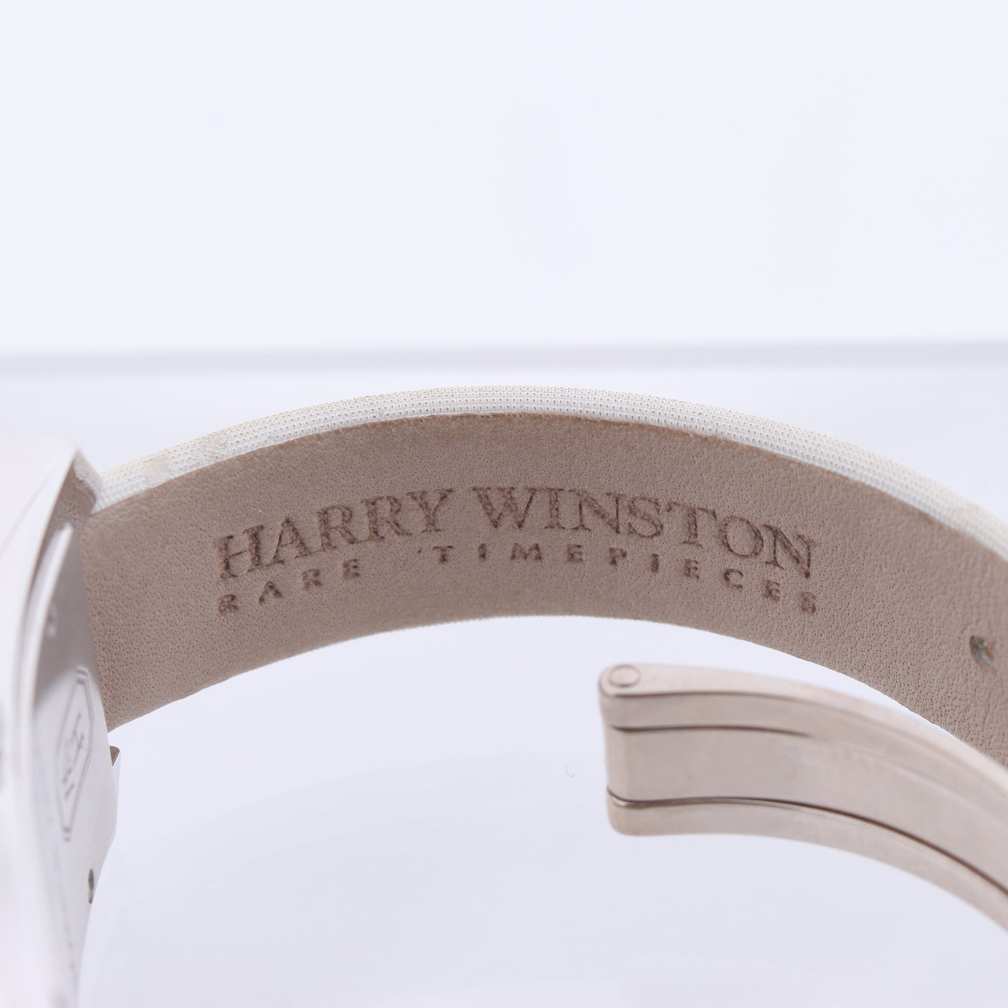 Harry Winston Avenue Traffic AVTQHM21WW002 Crocodile leather x WG QZ MOP Dial Watch