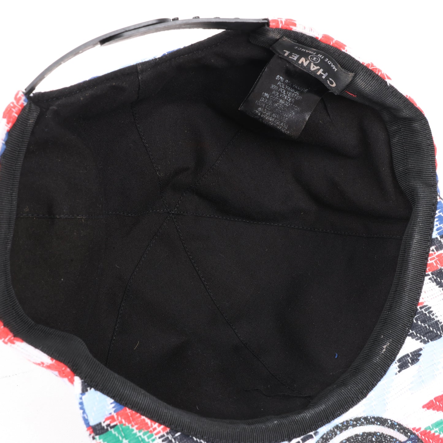 Casquette Chanel Airline CC en tweed tissé rouge blanc bleu