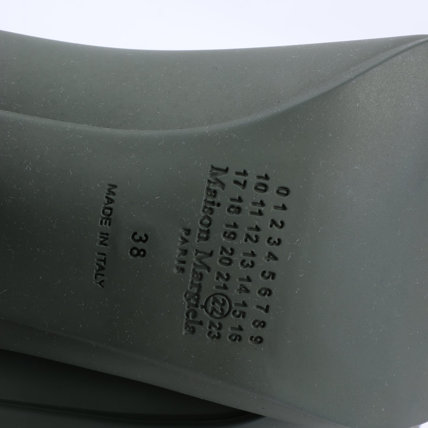 Maison Margiela TABI 22SS Rubber Boots Size 38 in Khaki S38WU0378