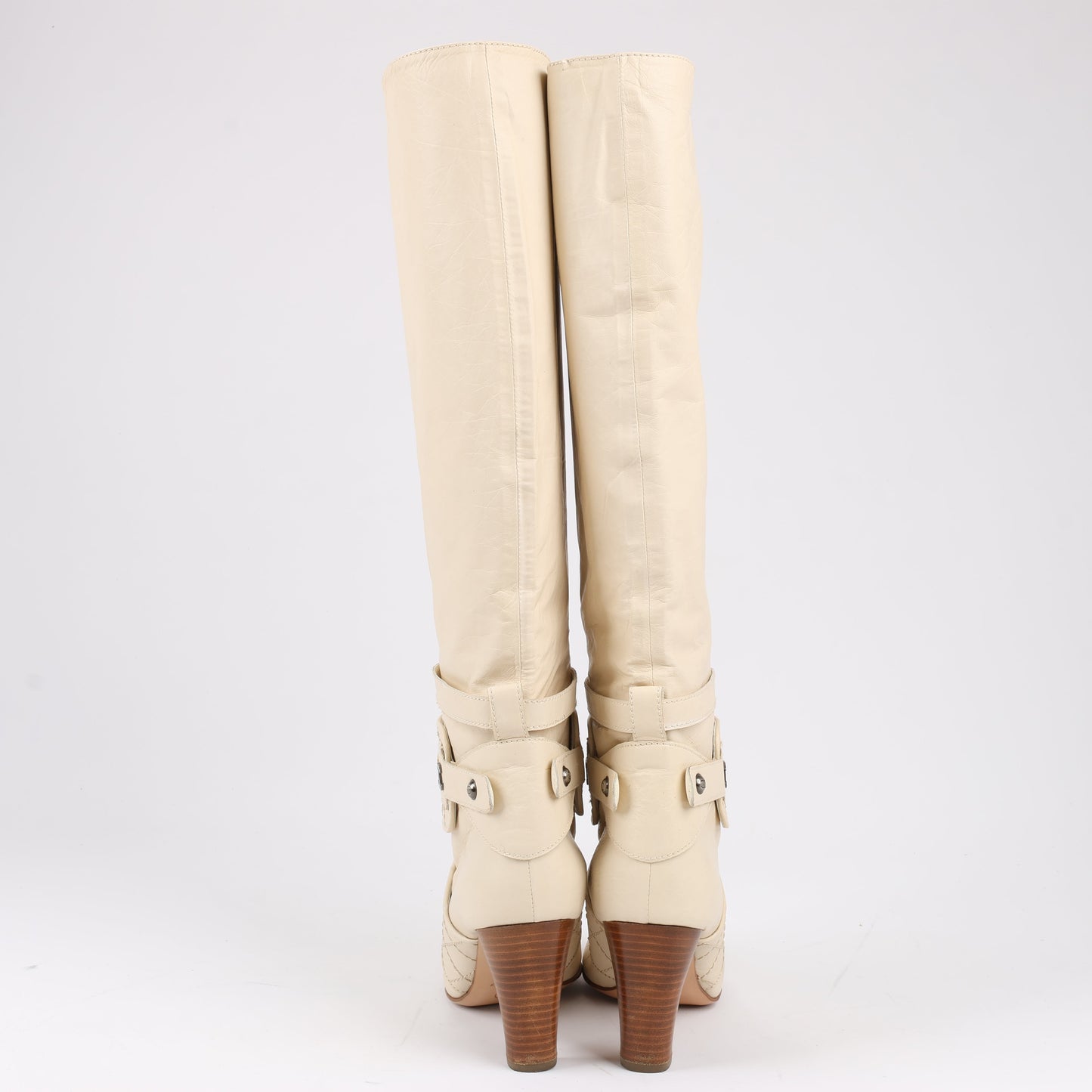 Bottes hautes Chanel Coco Mark Matelasse 06A en cuir ivoire G25325, pointure 38,5 EU