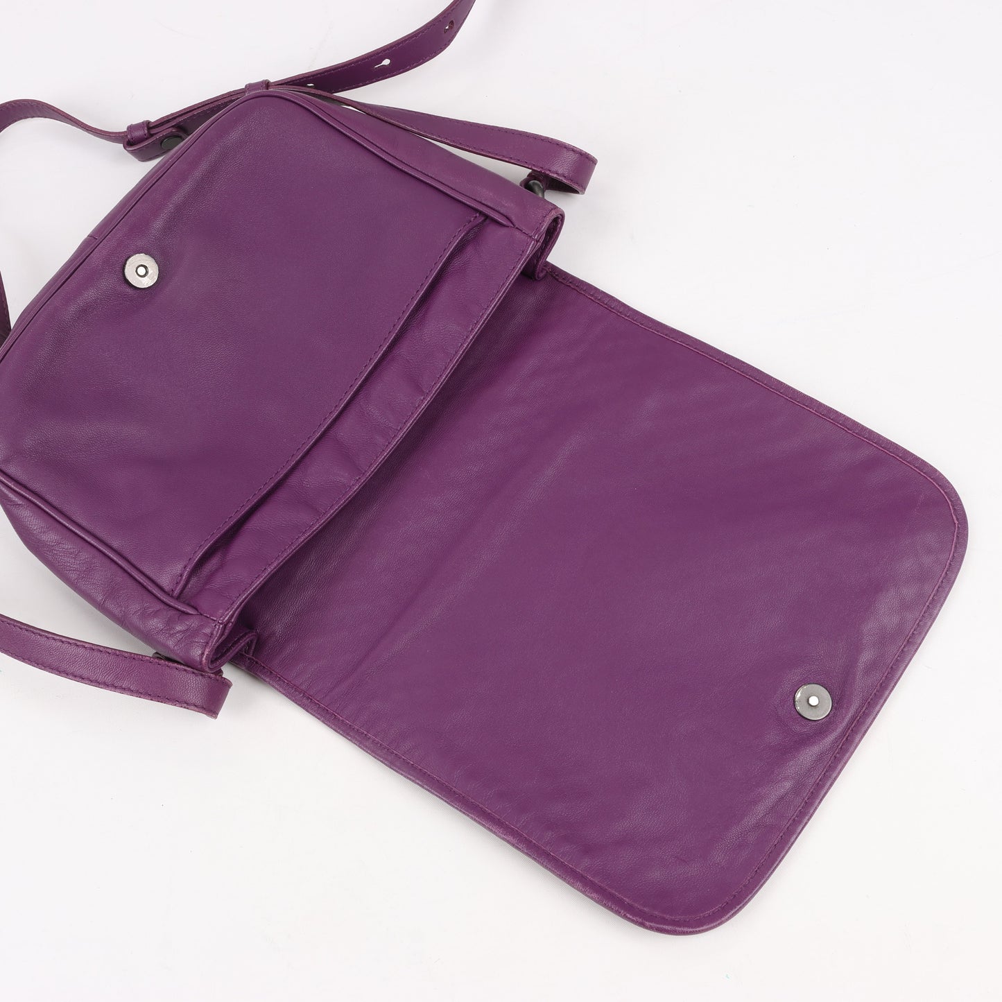 BOTTEGA VENETA Intrecciato Leather Shoulder Bag in Purple