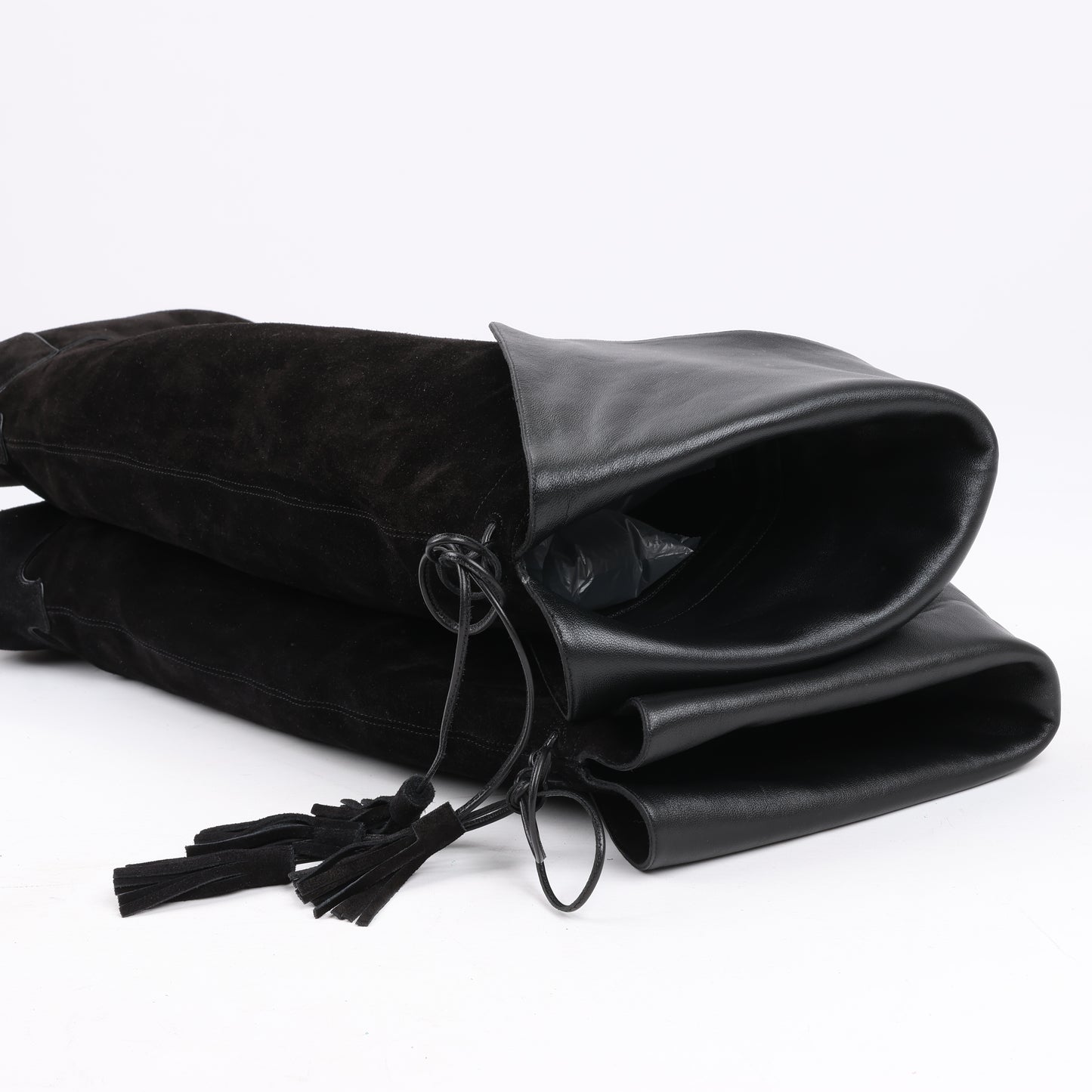 Bottes plates au-dessus du genou Celine Chat Botté en cuir de veau velours, taille 38 RM0220