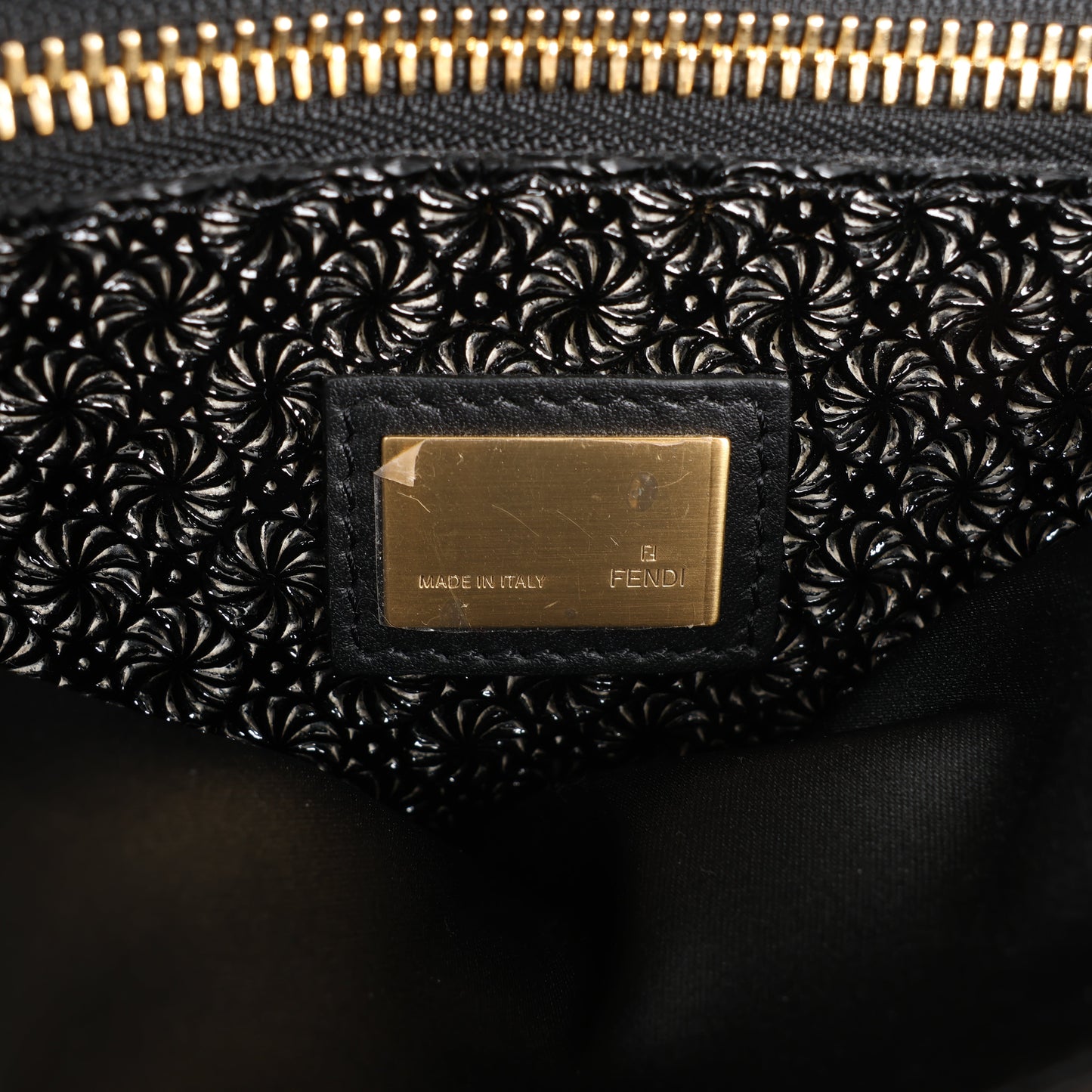 Fendi Peekaboo Patent Leather 2Way Handbag in Black 8BN211