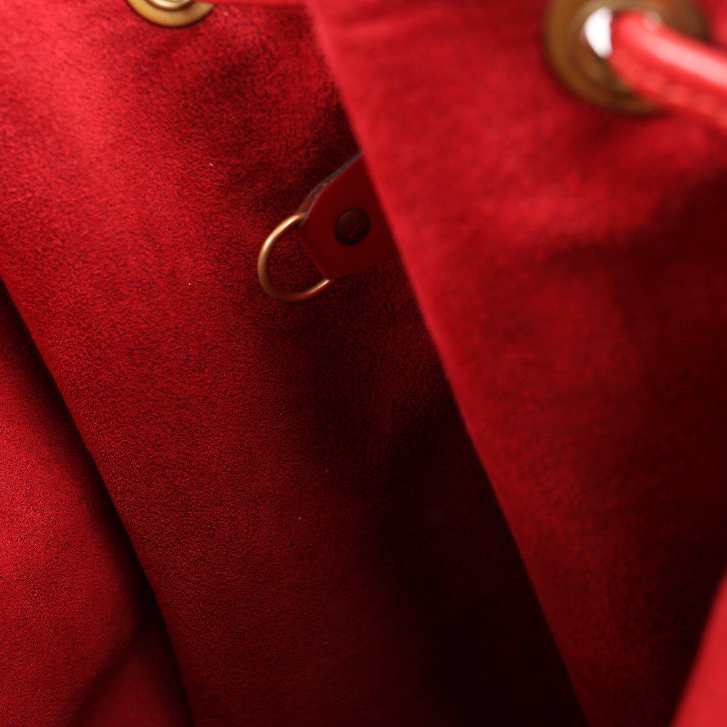 LOUIS VUITTON Epi Leather Noe Shoulder Bag in Red