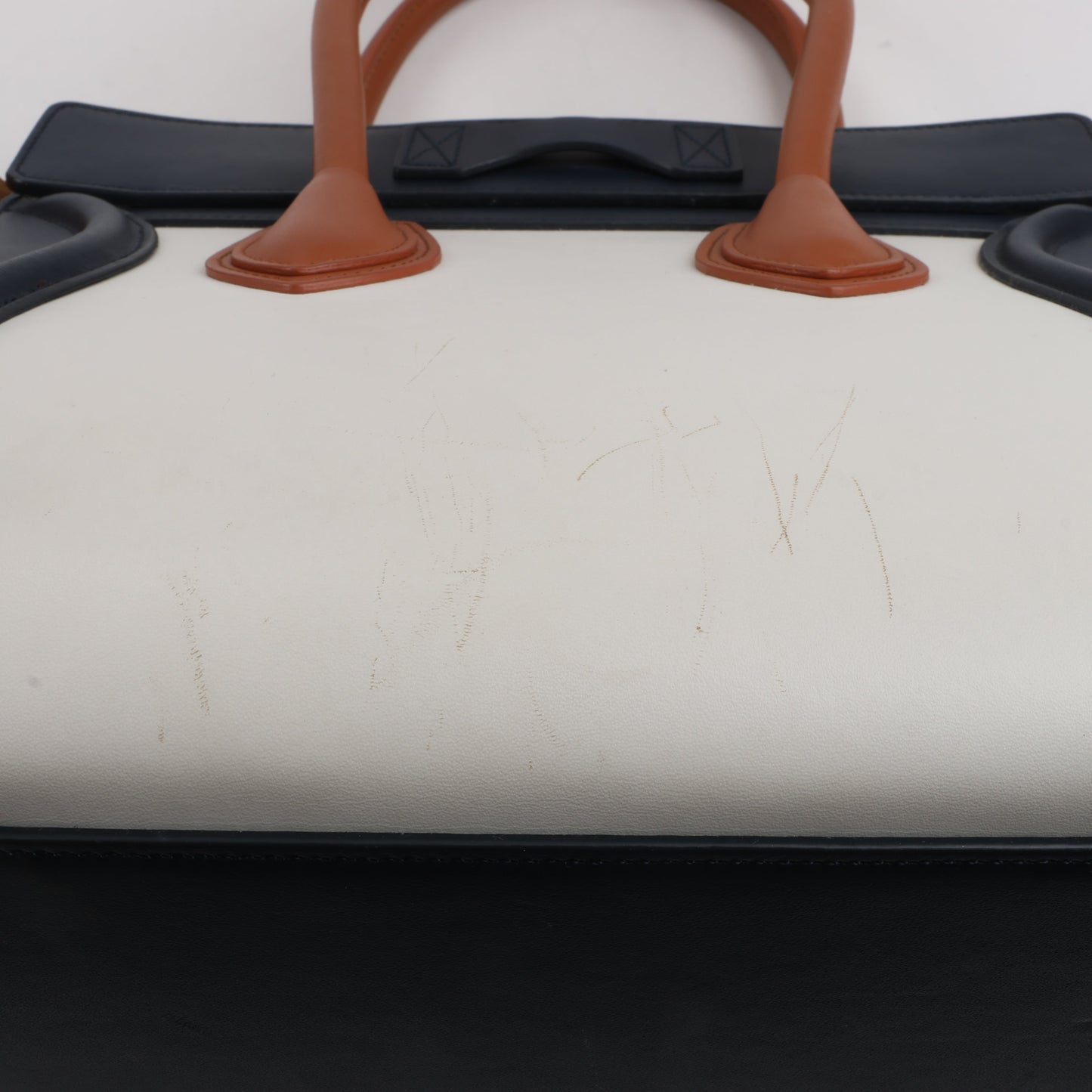 CELINE Luggage Micro Leather x Suede Handbag Tri-color in Brown