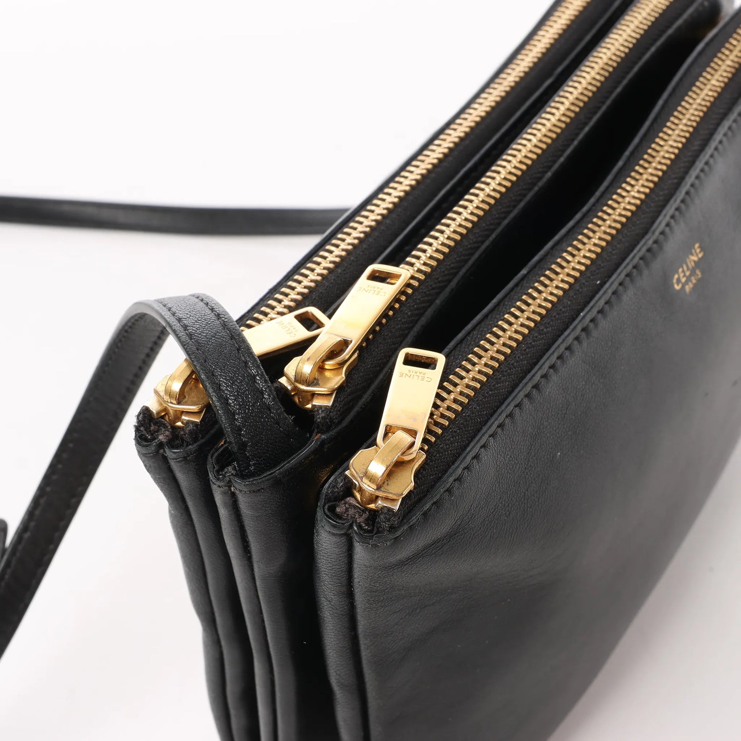 Petit sac bandoulière en cuir Celine Trio noir