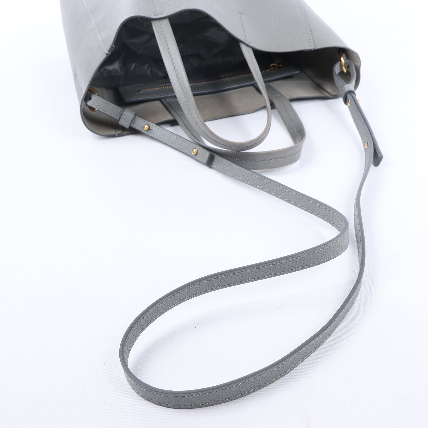 Petit sac à main vertical en cuir gris CELINE